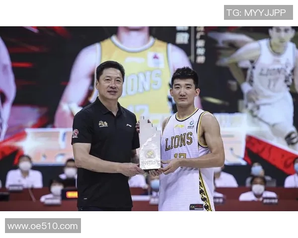 深圳篮球队默契配合的秘密探讨与战术分析